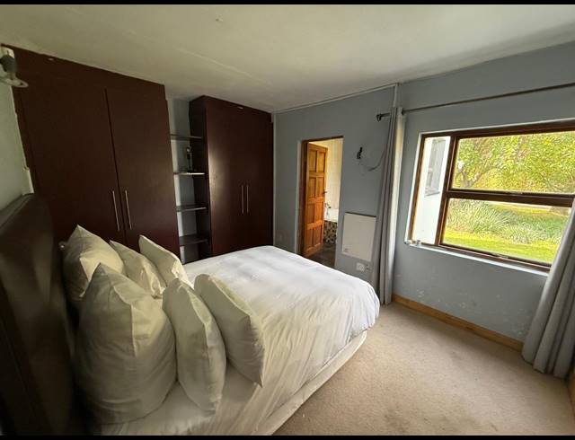 8 BEDROOM HOUSE FOR SALE IN KAALPLAATS WEST